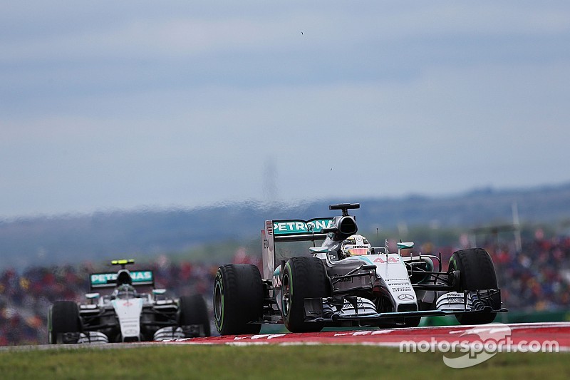 Hamilton sprakeloos: 'Mooiste moment uit mijn leven'