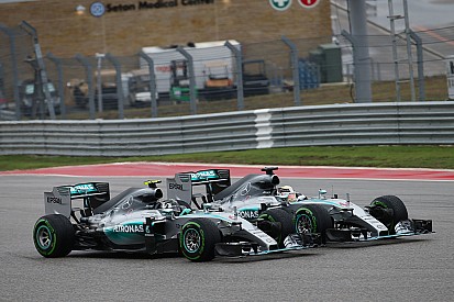 Rosberg - "Lewis m'a percuté" au départ