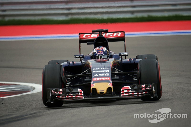 Max Verstappen foutloos naar P4: 'Kon de Ferrari's bijhouden'