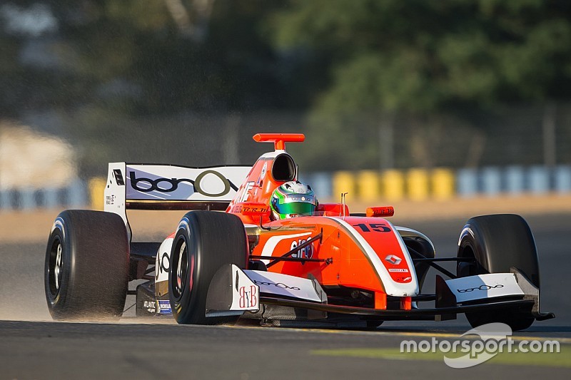Alfonso Celis Jr ha rinnovato con la AVF per il 2016