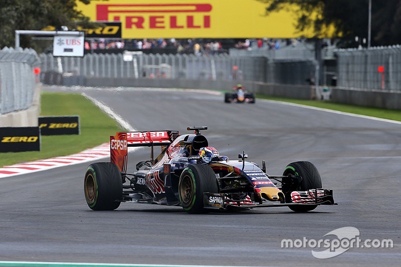 Max Verstappen lidera la primera práctica en México