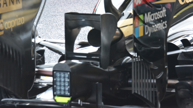 Lotus: nel retrotreno c'è il Monkey seat doppio