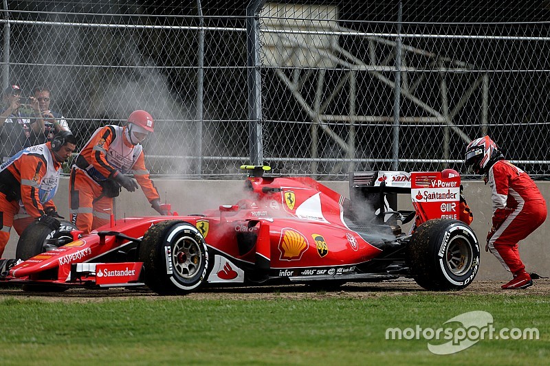 Raikkonen cambia el motor para la carrera