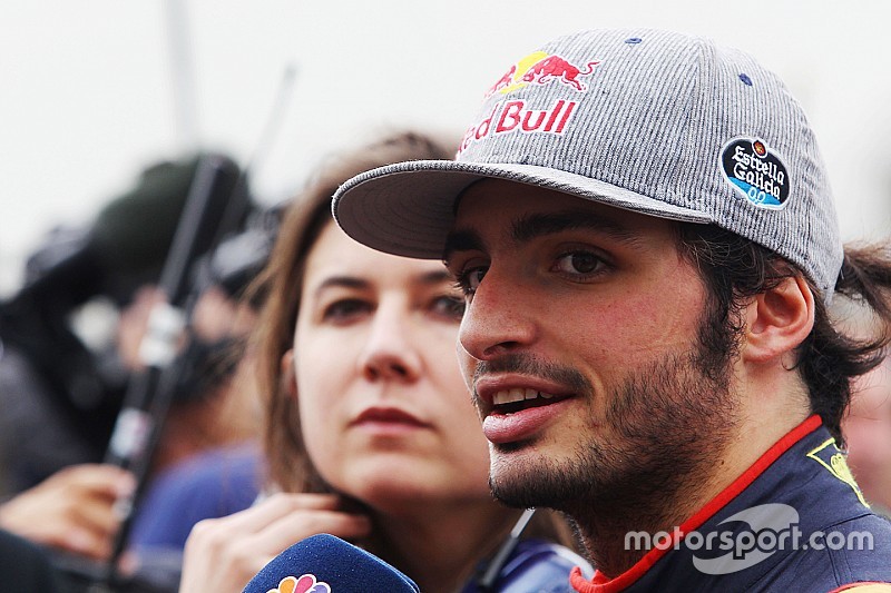 Carlos Sainz finaliza en el sitio 13
