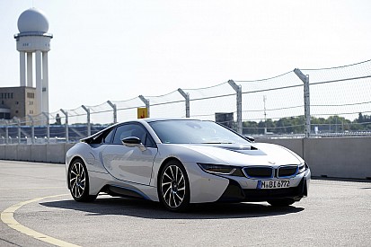Una Safety-Car BMW i8 ibrida per Alejandro Agag