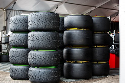 В Pirelli подтвердили проведение тестов в начале декабря