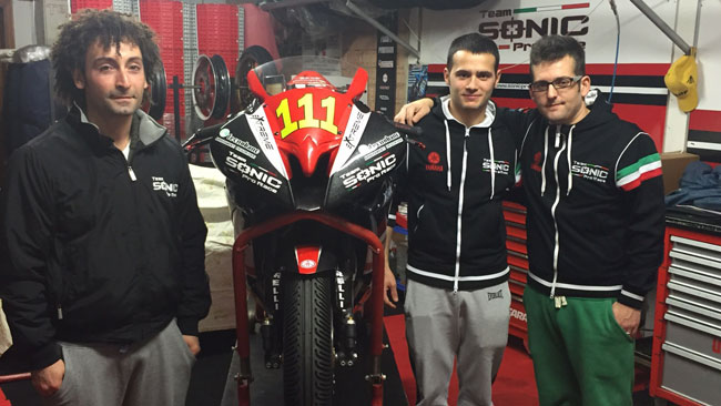 Luca Ottaviani al CIV 2016 con il Team Sonic Pro Race