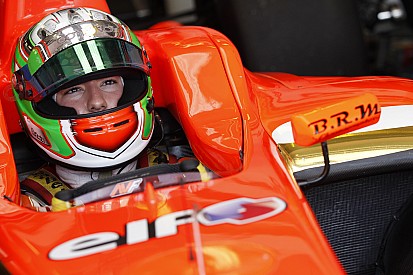 Селис метит в призовые пилоты Force India в 2017-м