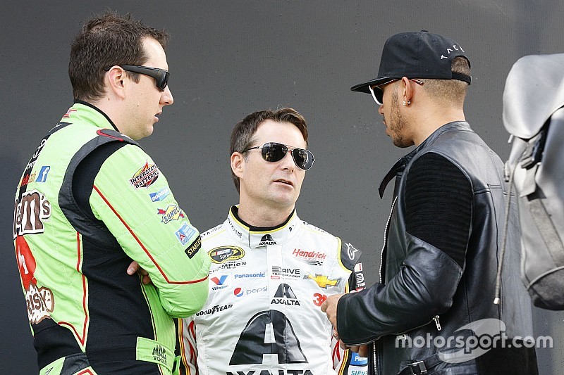 Hamilton se encanta com NASCAR:
