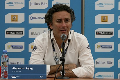 Roborace não significa o fim do automobilismo, diz Agag