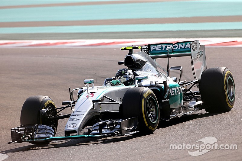 Abu Dhabi, Libere 3: Vettel si avvicina alle Mercedes