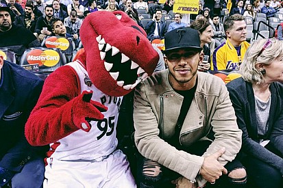 NBA, festas... Hamilton registra passo a passo de férias
