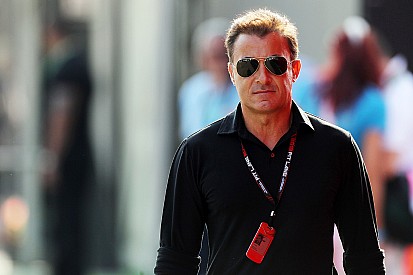 Renault não tem chances de pódio em 2016, diz Alesi