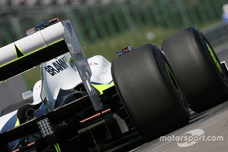 Análisis: ¿Por qué los dobles difusores se convierten en tema de la F1 de nuevo?