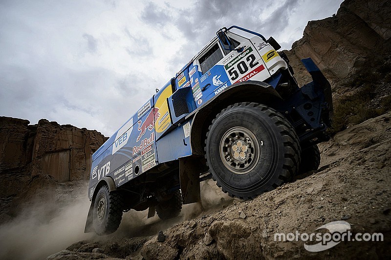 Dakar Trucks - Nikolaev wint etappe 5, moeilijke dag voor Nederlanders