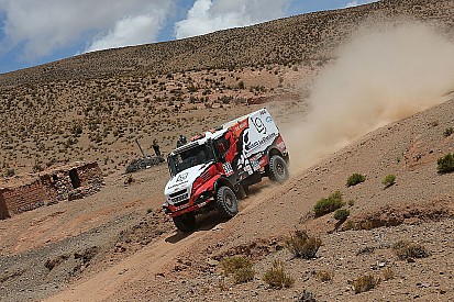 Dakar, Villagra si porta in vetta alla classifica camion