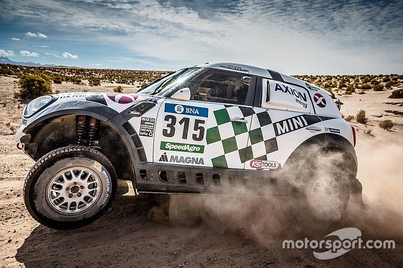Mini boos op Dakar-organisatie: 'Te gek voor woorden'
