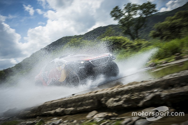 Loeb na Dakar-debuut: 'Weet nu wat onze zwakke punten zijn'