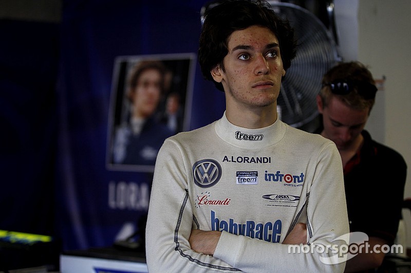 Lorandi van Van Amersfoort naar Carlin