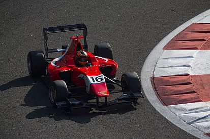 FR2.0-kampioen Aitken met Arden naar GP3