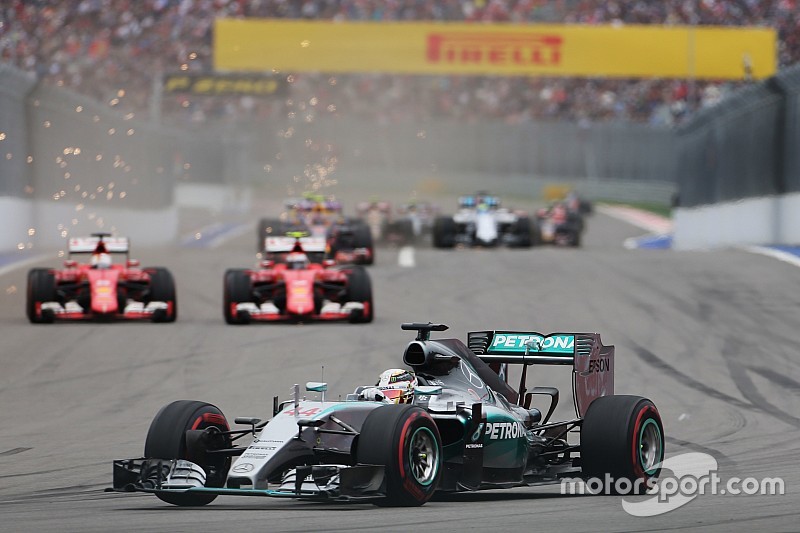 Mercedes-Boss Dieter Zetsche: Enger Titelkampf mit Ferrari wäre ideal