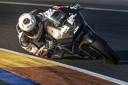 KTM dio "un claro paso adelante" tras probar en Valencia
