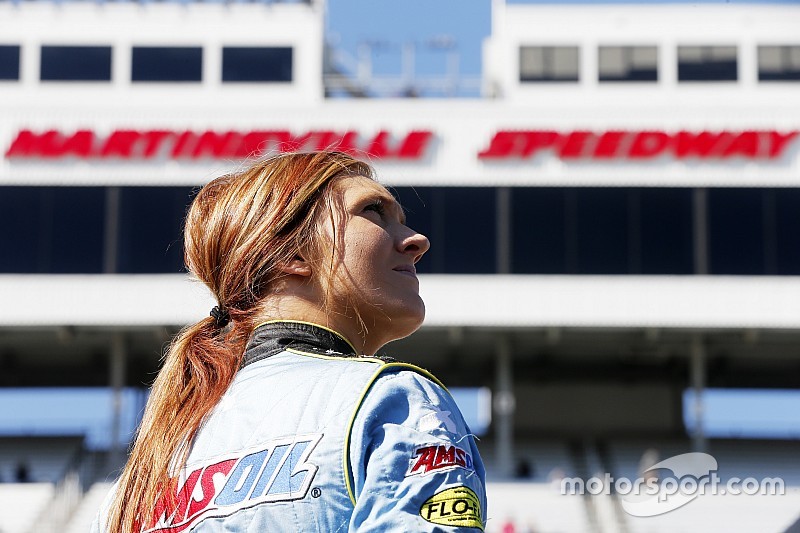 Martinsville: Drei Cousinen im NASCAR-Truck