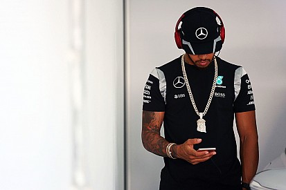Lewis Hamilton perderá cinco posiciones en China