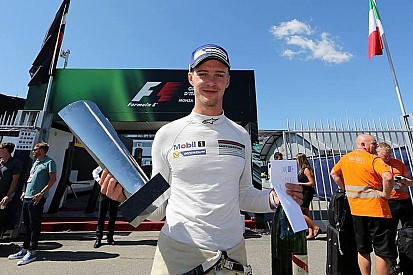 Matteo Cairoli si divide tra Supercup e Carrera Cup France nel 2016