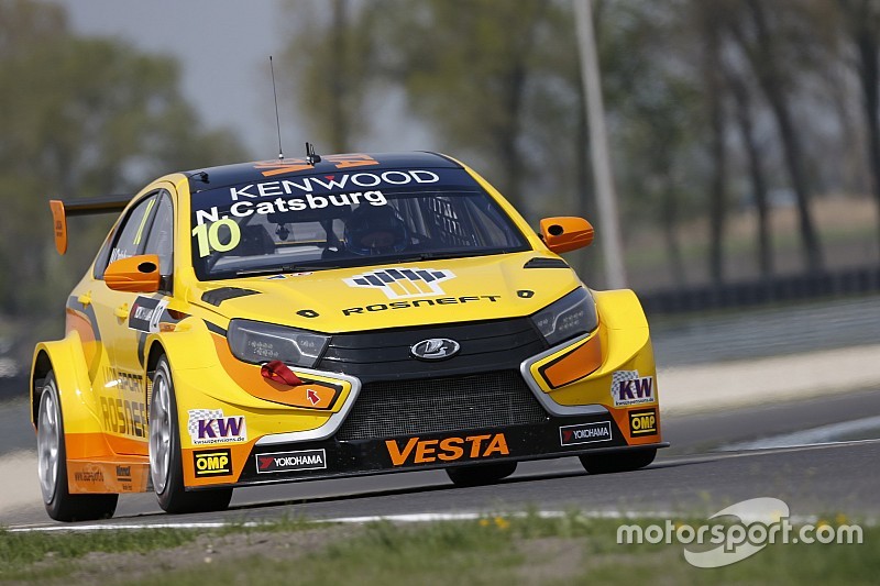 Catsburg toont potentieel LADA in WTCC: