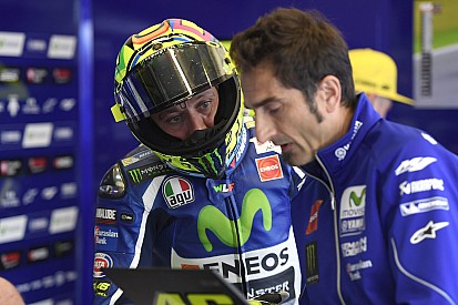 La nebbia impone un ritardo ai Warm-Up di Jerez