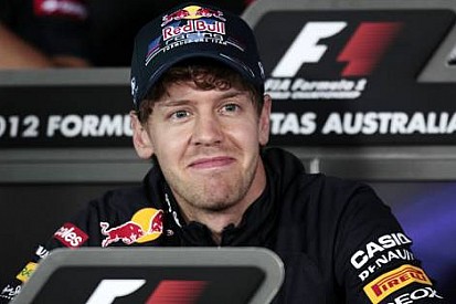 Vettel rakiplerini uyardı. 'Kazanmaya hala açım'