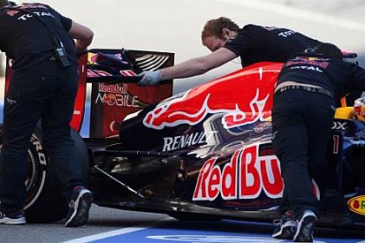 'Red Bull Melbourne'e eski versiyon paketle çıkacak'