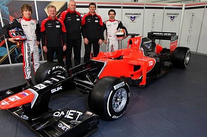 Marussia MR01 görücüye çıktı