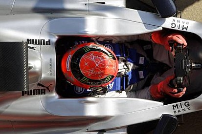 Teknik İnceleme-Mercedes W03 ileri görüşlü