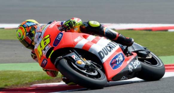 Rossi: Ducati 2012 Moto GP şampiyonluğuna uzak