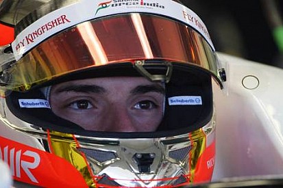 Bianchi: Hedefim 2013'de yarış aracına geçmek