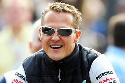 Schumacher 'bira göbeğinden' endişeli