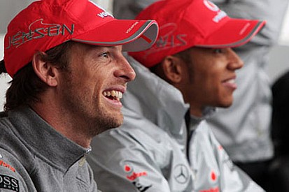 McLaren: Button&Hamilton mücadelesine müdahale yok