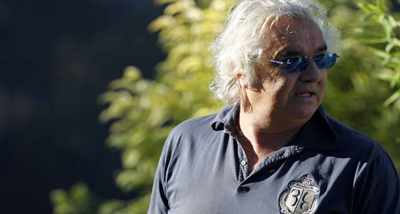 Briatore RBR'nin eşit pilot uygulamasını sorguladı