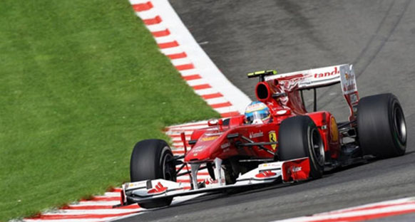 Ferrari şampiyonluk şansına inanıyor