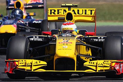 Renault'da pilot değişikliği mümkün ama şimdilik zor