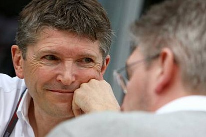 Fry: 'Red Bull acilen harekete geçmeli'