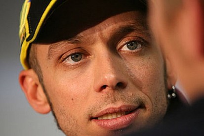 Rossi'nin babası test sürüşünden memnun