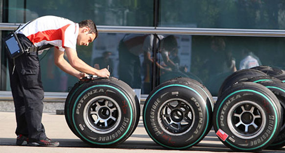Bridgestone sorunsuz bir yarış bekliyor