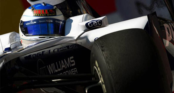 Barrichello rögar kapağı kurbanı