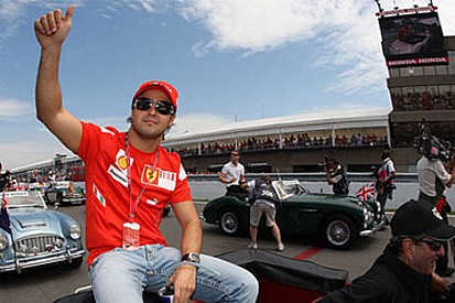 Massa: 'Kubica'nın zaferi şampiyonayı heyecanlı hale getirdi'