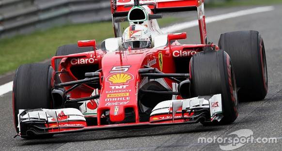 Ferrari Rusya'ya yeni ön kanat getiriyor
