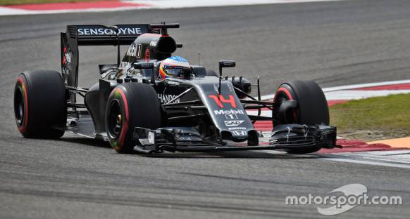 Alonso: McLaren gelişmeli