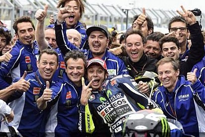Eski şampiyon Cadalora, Rossi'nin ekibine katıldı